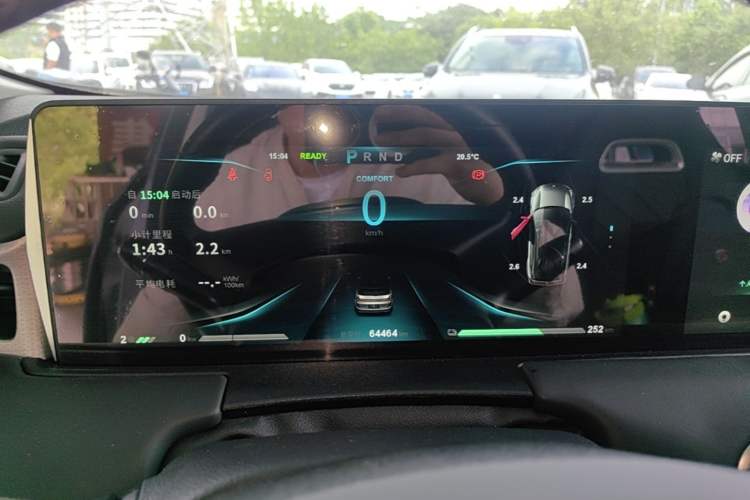 Used NETA U 2022 Zhi 400 Lithium-Nickel-Manganese-Cobalt Energy System Instrument Cluster