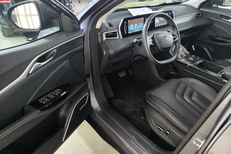Used NETA U 2022 Pro 400 Comfort Edition Interior 2