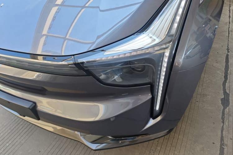 Used NETA U 2022 NETA U-Ⅱ 500 Lithium-Ion Left Front Headlight