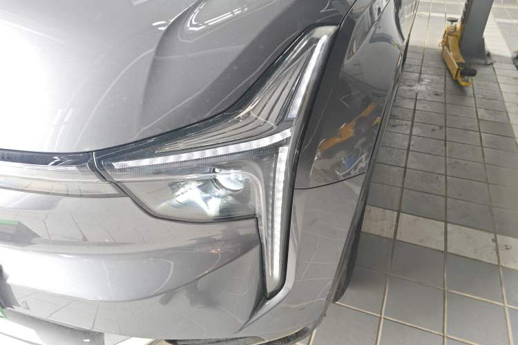 Used NETA U 2022 NETA U-Ⅱ 610 Ternary Lithium Left Front Headlight