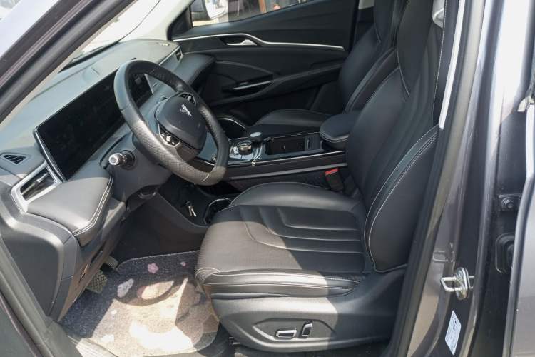 Used NETA U 2022 Zhi400 Pro Ternary Lithium Left Front Seat