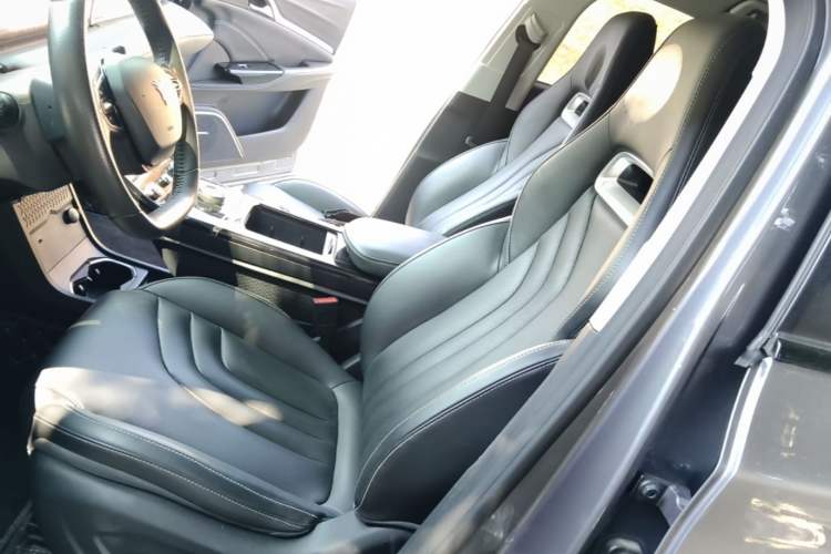 Used NETA U 2022 Pro 400 Comfort Edition Left Front Seat