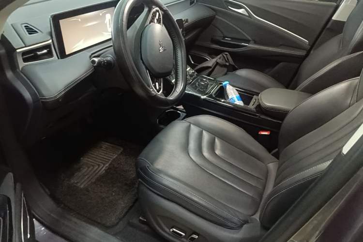 Used NETA U 2022 Zhi400 Pro Ternary Lithium Left Front Seat