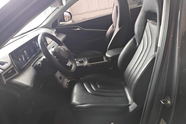 Used NETA U 2022 NETA U-Ⅱ 610 Ternary Lithium Left Front Seat
