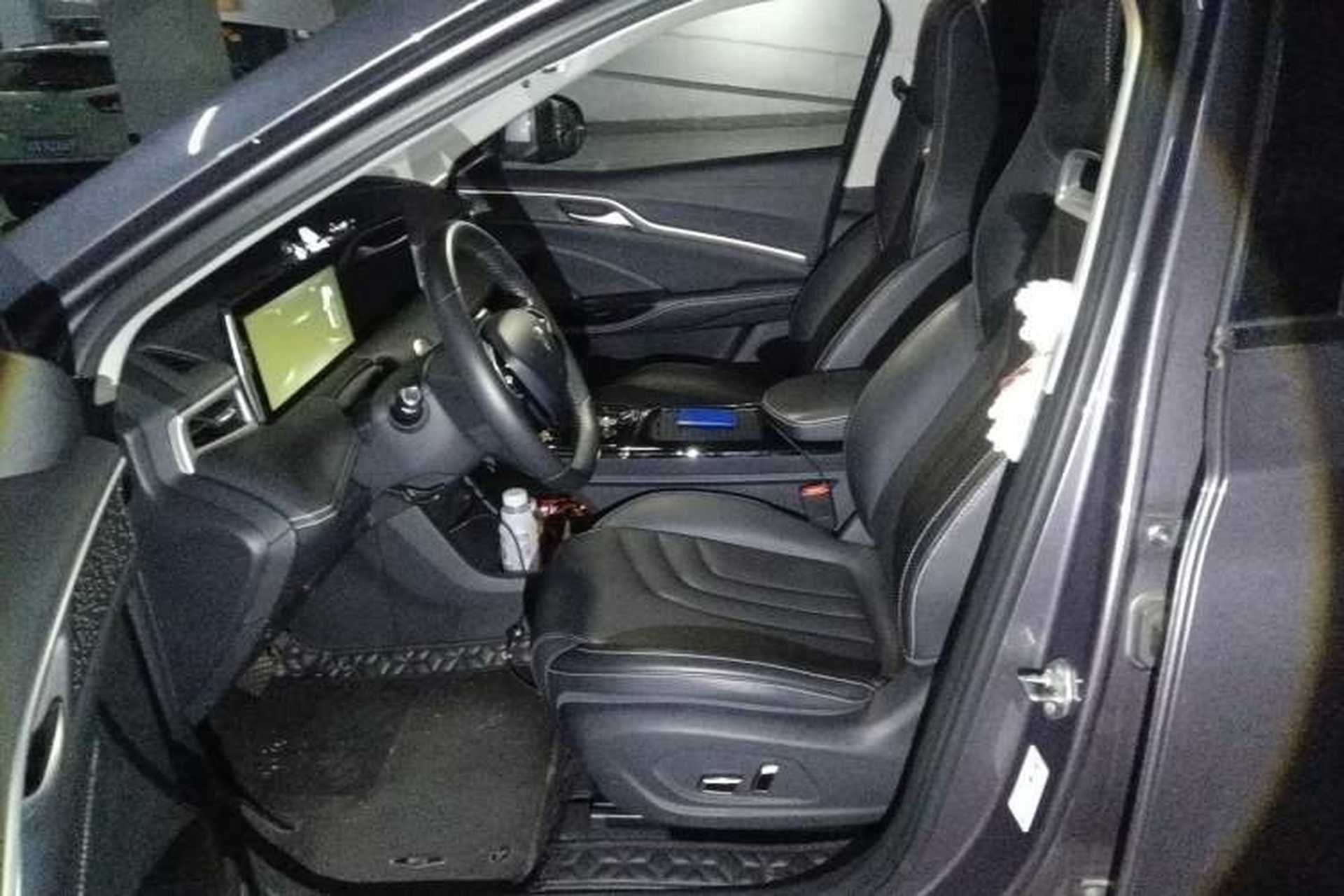 Used NETA U 2022 Zhi400 Pro Ternary Lithium Left Front Seat