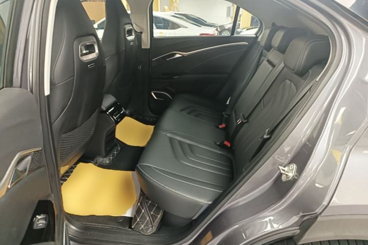Used NETA U 2022 Pro 400 Comfort Edition Left Rear Seat