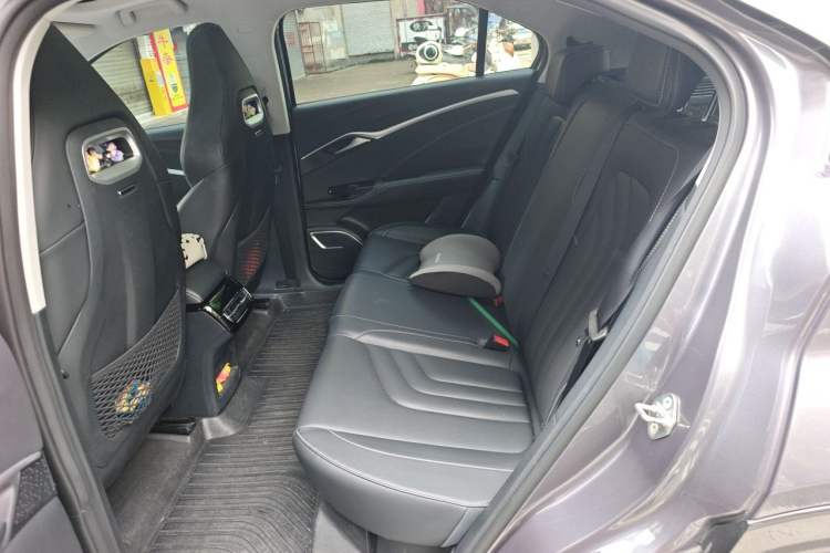 Used NETA U 2022 NETA U-Ⅱ 400 Lite Ternary Lithium Left Rear Seat