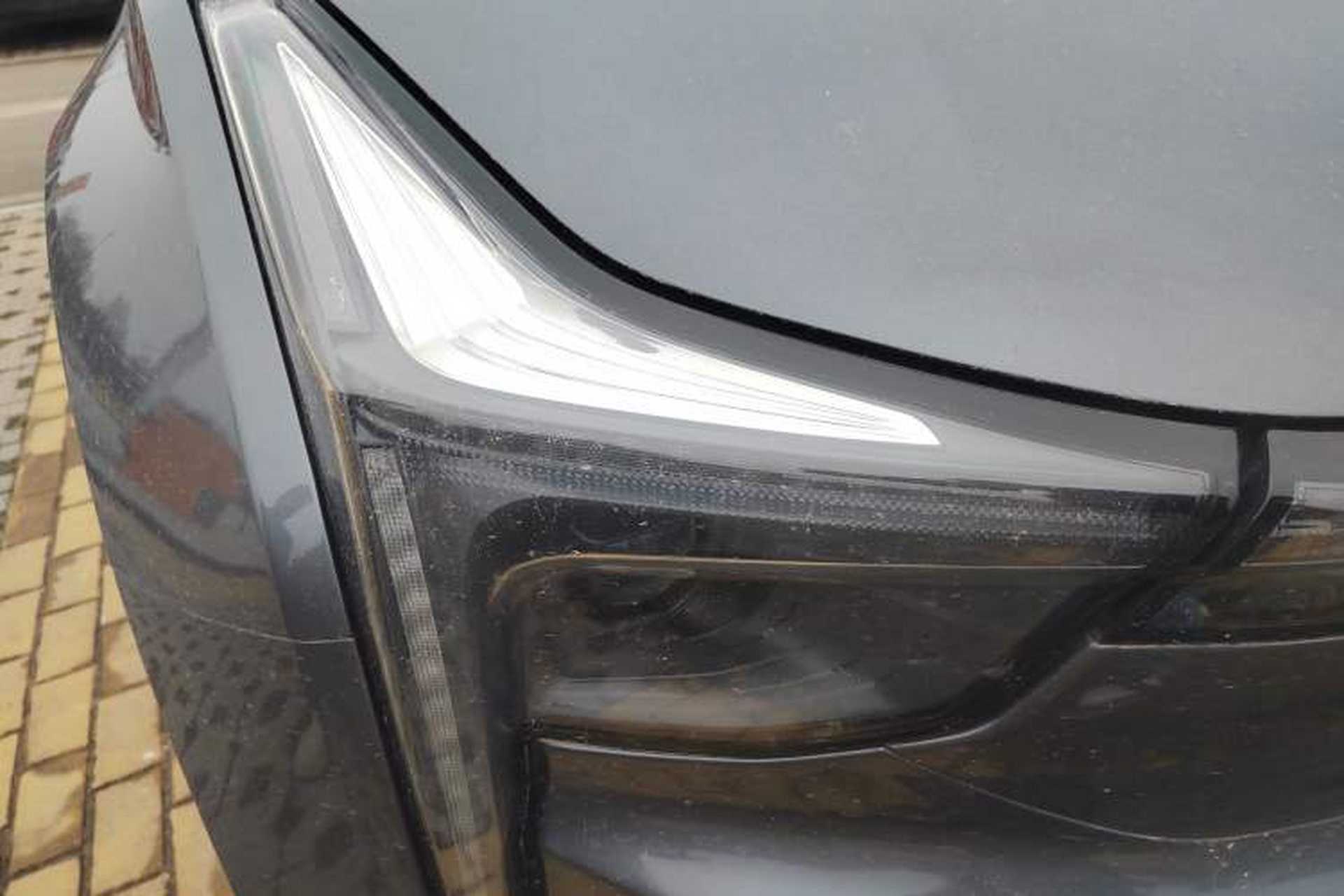 Used NETA U 2022 Pro 400 Comfort Edition Right Front Headlight