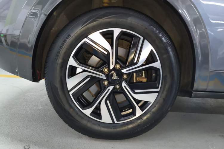 Used NETA U 2022 NETA U-Ⅱ 500 Lithium-Ion Right Rear Wheel Hub