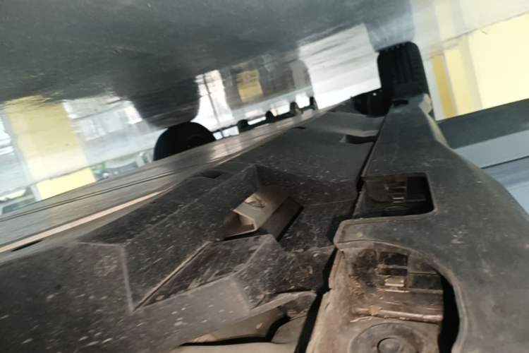 Used NETA U 2022 Pro 400 Comfort Edition Right Side Sill