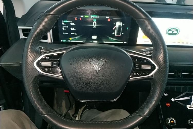Used NETA U 2022 Zhi400 Pro Ternary Lithium Steering Wheel