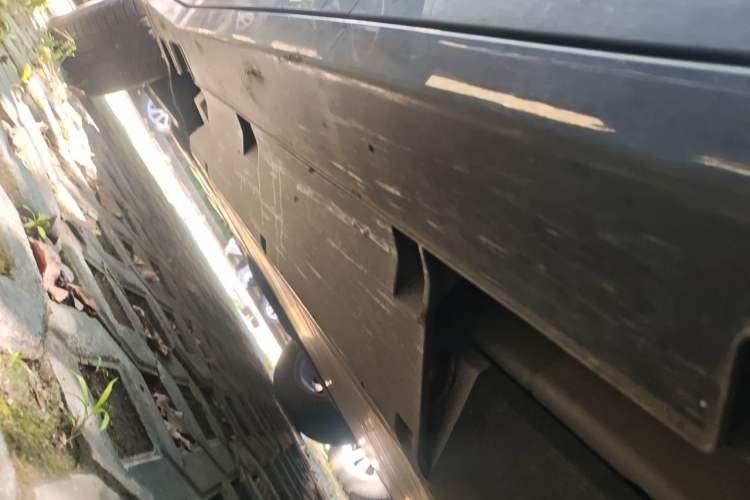 Used NETA U 2022 Zhi 400 Lithium-Nickel-Manganese-Cobalt Energy System Chassis Rear Left