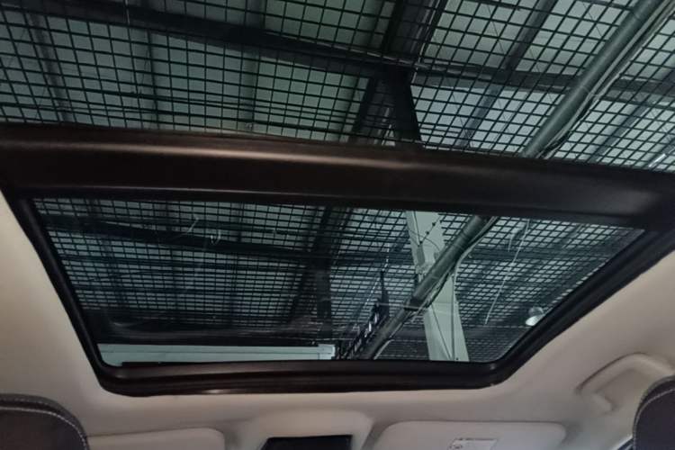Used NETA U 2022 Chiiq 500 Lithium Iron Phosphate Headliner