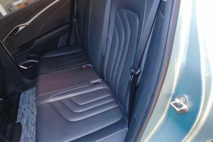 Used NETA U 2022 Zhi 400 Lithium-Nickel-Manganese-Cobalt Energy System Left Rear Seat