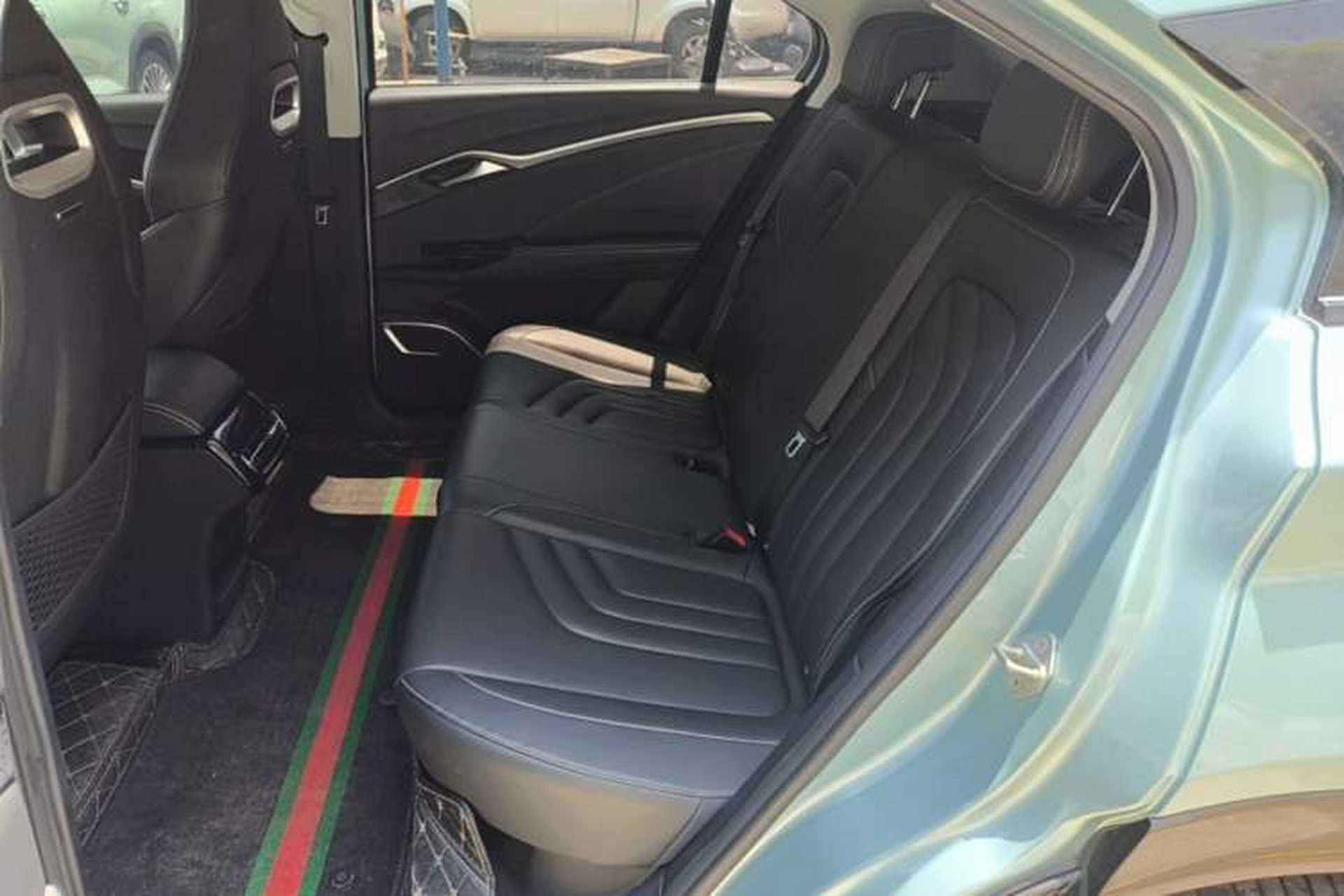 Used NETA U 2022 Zhi 400 Lithium-Nickel-Manganese-Cobalt Energy System Left Rear Seat