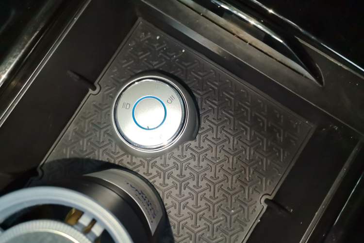 Used NETA U 2022 NETA U-Ⅱ 500 Lithium-Ion Vehicle Key