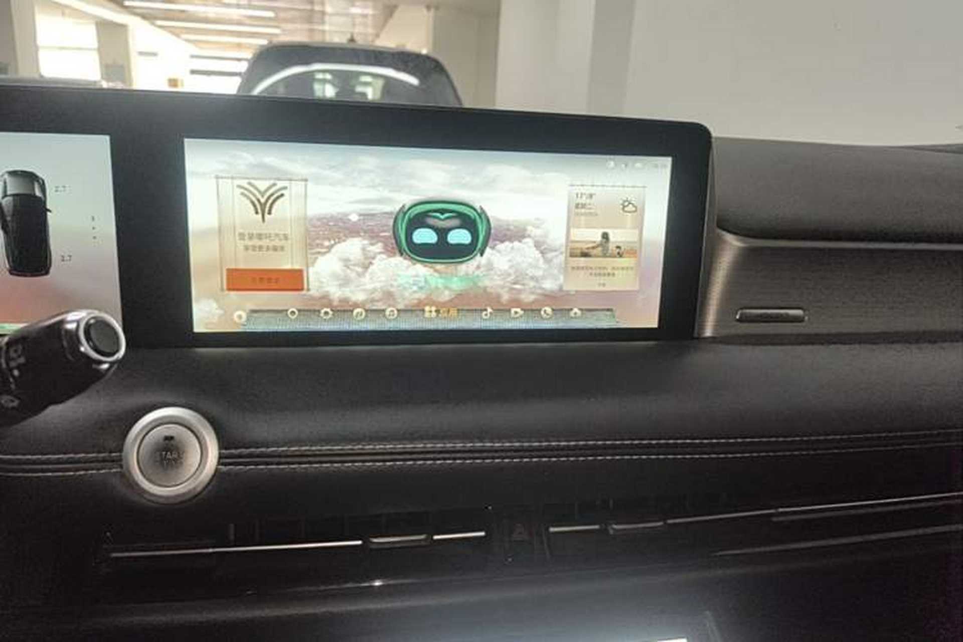Used NETA U 2022 Changan CS55 Pro Tri-Cell Lithium Audio And AC Panel