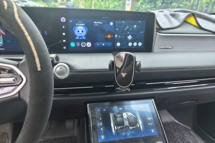 Used NETA U 2022 Changan CS55 Pro Tri-Cell Lithium Audio And AC Panel