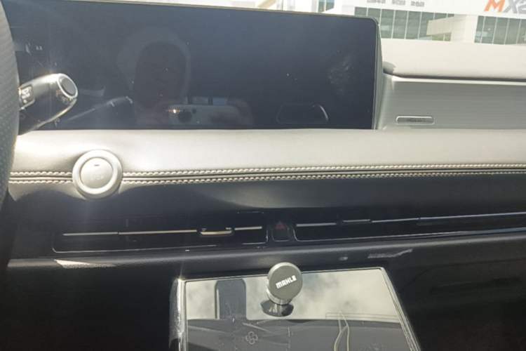 Used NETA U 2022 Pro 400 Comfort Edition Audio And AC Panel