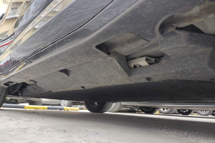 Used NETA U 2022 Changan CS55 Pro Tri-Cell Lithium Chassis Front Right