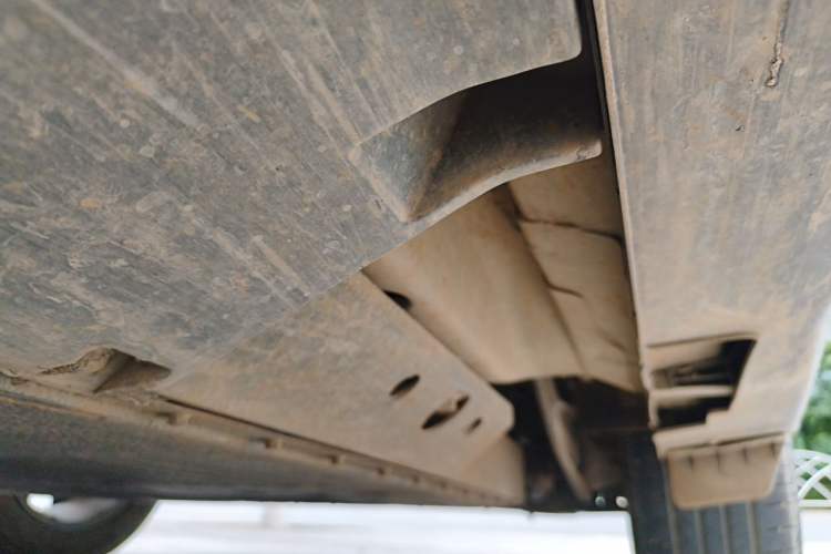 Used NETA U 2022 Zhi500 Pro Lithium Iron Phosphate Chassis Rear Left