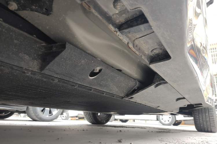 Used NETA U 2022 Changan CS55 Pro Tri-Cell Lithium Chassis Rear Right
