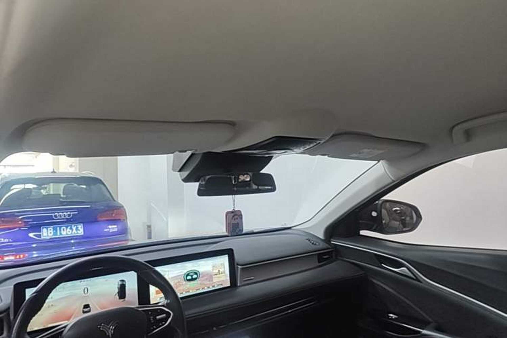 Used NETA U 2022 Changan CS55 Pro Tri-Cell Lithium Headliner