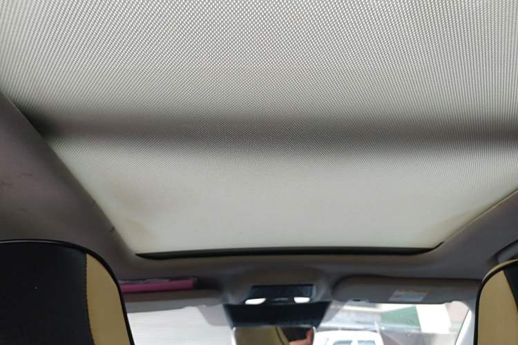 Used NETA U 2022 Zhi500 Pro Lithium Iron Phosphate Headliner
