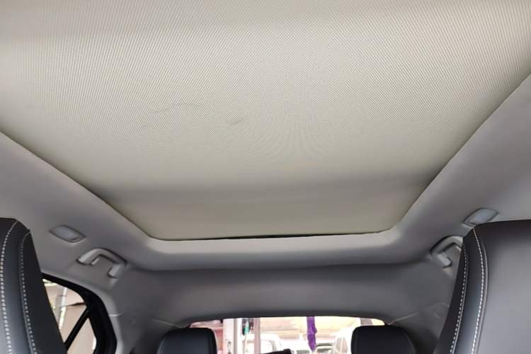 Used NETA U 2022 Zhi400 Pro Ternary Lithium Headliner