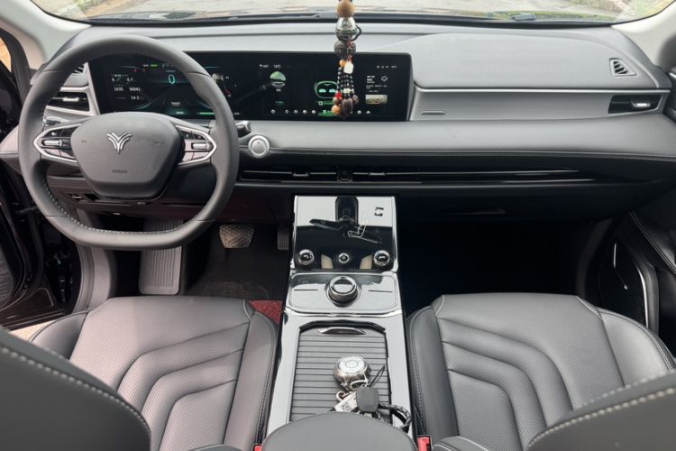 Used NETA U 2022 Zhi400 Pro Ternary Lithium Interior 10