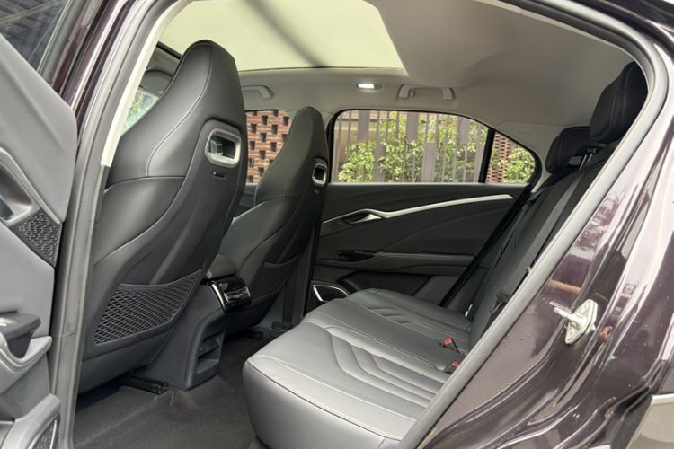 Used NETA U 2022 NETA U-Ⅱ 400 Lite Ternary Lithium Interior 3