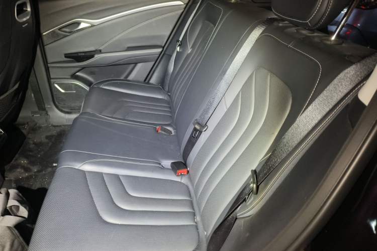 Used NETA U 2022 Zhi400 Pro Ternary Lithium Interior 4