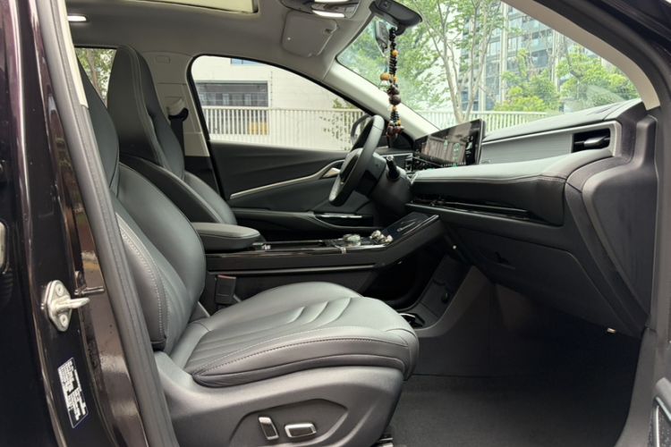 Used NETA U 2022 NETA U-Ⅱ 400 Lite Ternary Lithium Interior 4