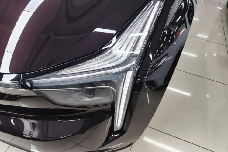 Used NETA U 2022 NETA U-Ⅱ 400 Lite Ternary Lithium Left Front Headlight