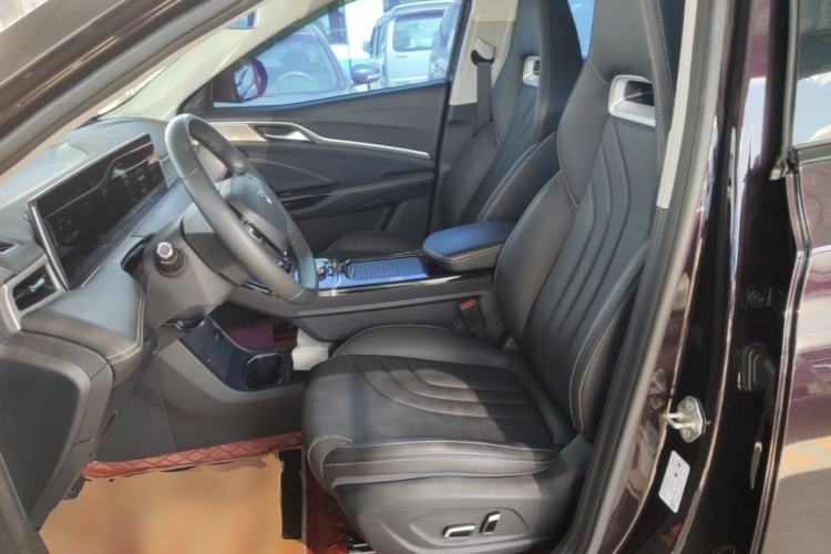 Used NETA U 2022 Zhi400 Pro Ternary Lithium Left Front Seat