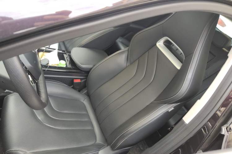 Used NETA U 2022 Changan CS55 Pro Tri-Cell Lithium Left Front Seat