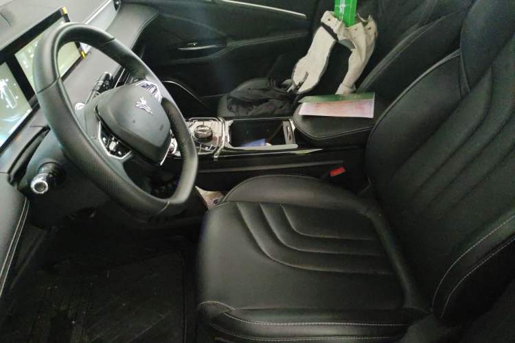 Used NETA U 2022 Zhi400 Pro Ternary Lithium Left Front Seat