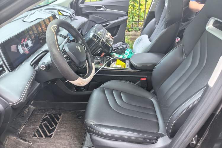 Used NETA U 2022 Changan CS55 Pro Tri-Cell Lithium Left Front Seat