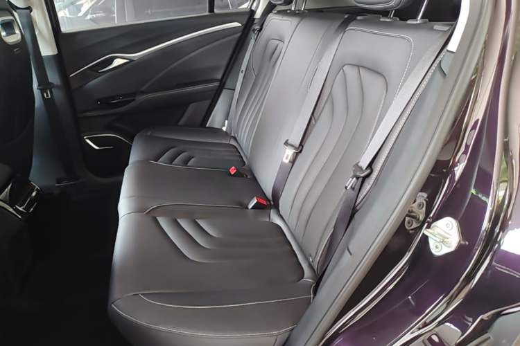 Used NETA U 2022 Zhi400 Pro Ternary Lithium Left Rear Seat