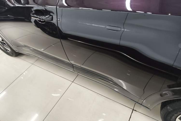 Used NETA U 2022 NETA U-Ⅱ 400 Lite Ternary Lithium Left Side Sill