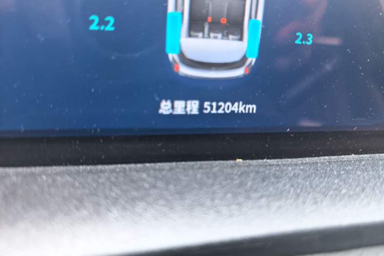 Used NETA U 2022 Changan CS55 Pro Tri-Cell Lithium Odometer Close Up