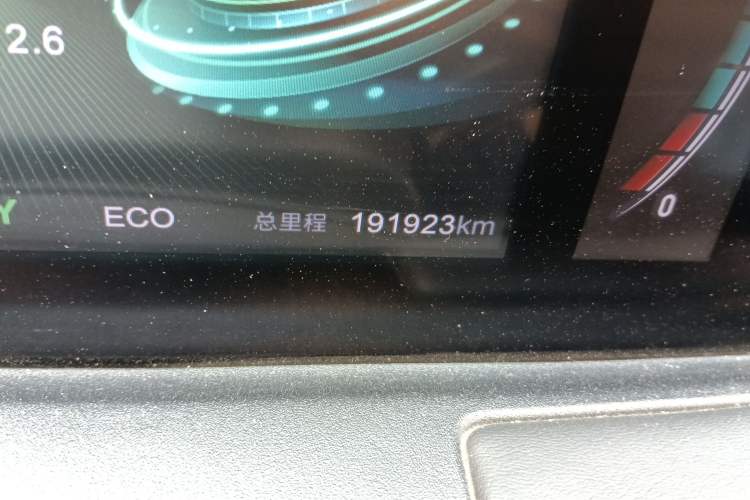Used NETA U 2022 Pro 400 Comfort Edition Odometer Close Up