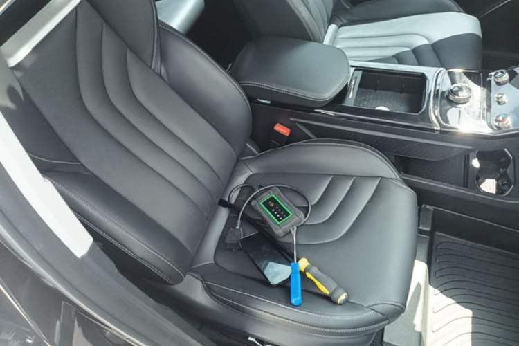 Used NETA U 2022 Pro 400 Comfort Edition Right Front Seat