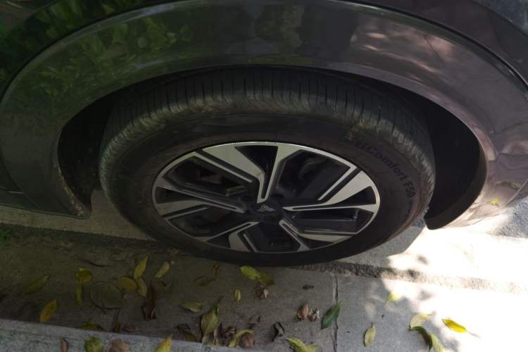 Used NETA U 2022 NETA U-Ⅱ 400 Industry Edition Right Front Wheel Hub