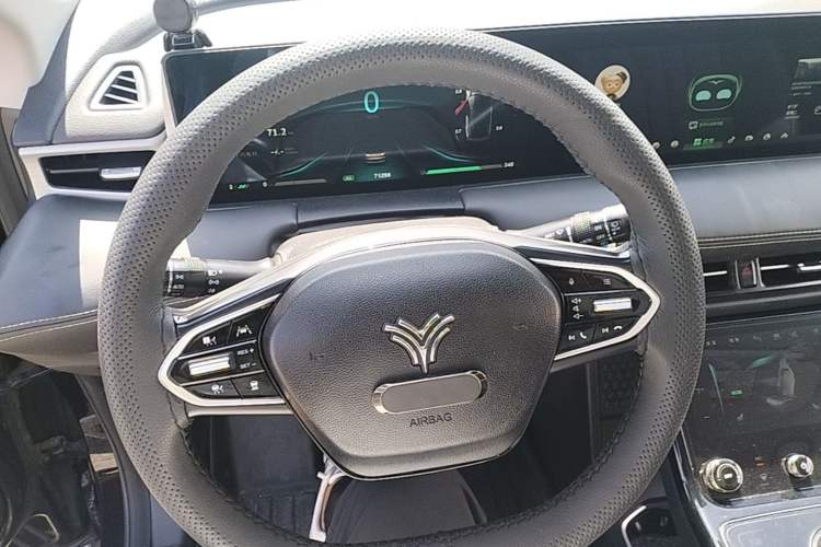 Used NETA U 2022 NETA U-Ⅱ 400 Lithium-Ion Battery Steering Wheel