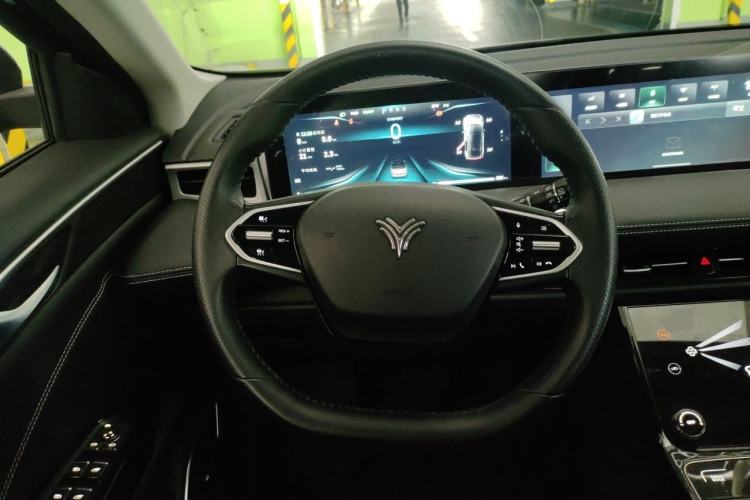 Used NETA U 2022 Zhi400 Pro Ternary Lithium Steering Wheel