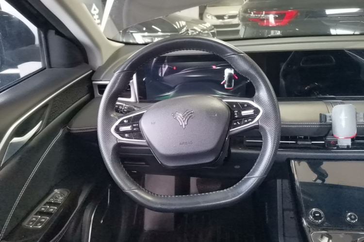 Used NETA U 2022 Zhi400 Pro Ternary Lithium Steering Wheel