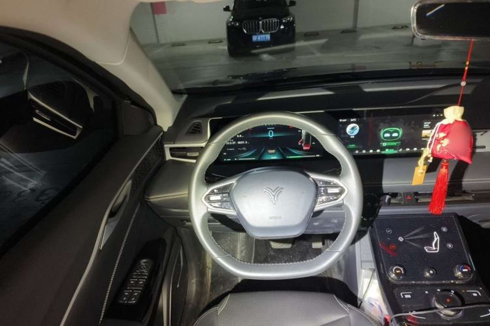 Used NETA U 2022 Zhi400 Pro Ternary Lithium Steering Wheel