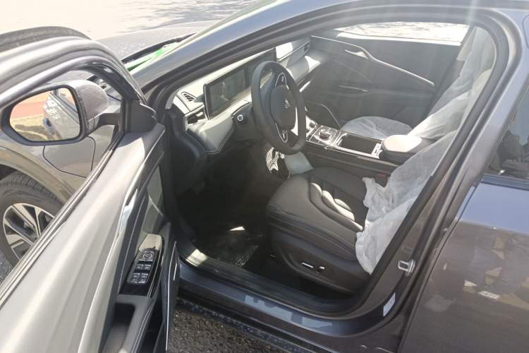 Used NETA U 2022 NETA U-Ⅱ 610 Ternary Lithium Driver Seat
