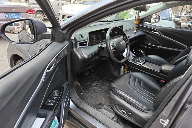 Used NETA U 2022 NETA U-Ⅱ 400 Lite Ternary Lithium Driver Seat